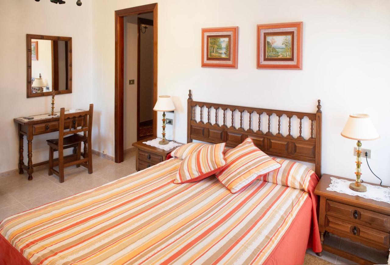 Casa Ravel Guest House Silleda Bagian luar foto